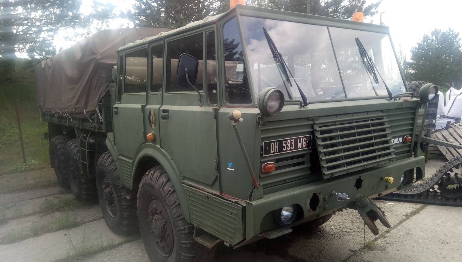 Tatra T813 8x8 Kolos